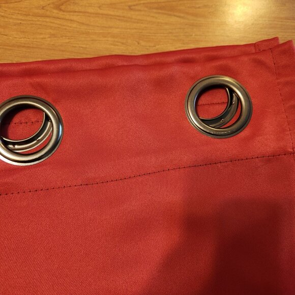 ONE CEILING TO FLOOR RED CURTAIN - Picture 2 of 10